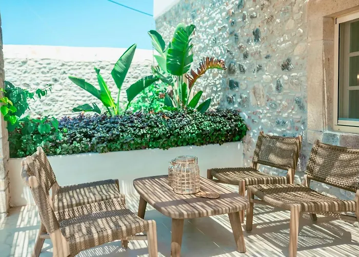 Kyparissi Country House