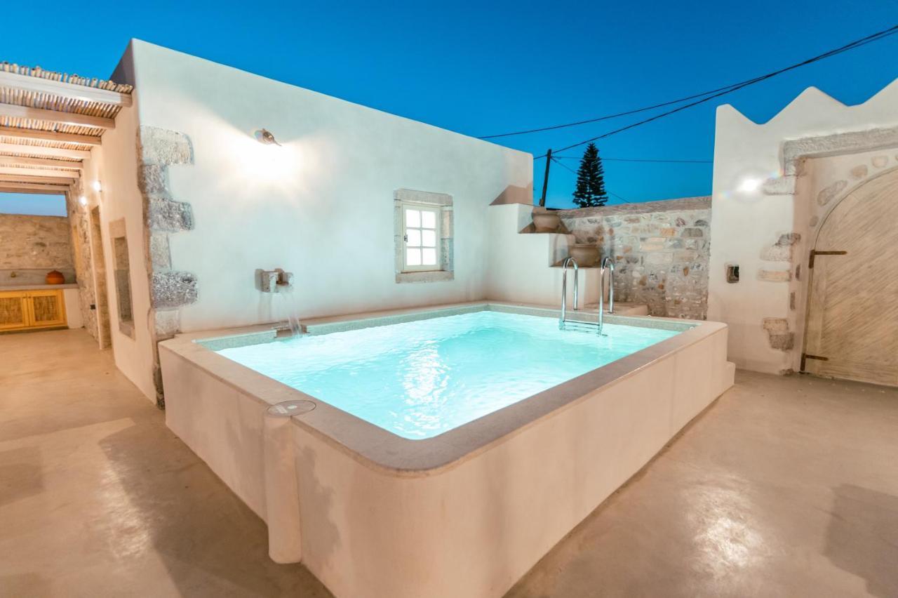 Vila Kyparissi *